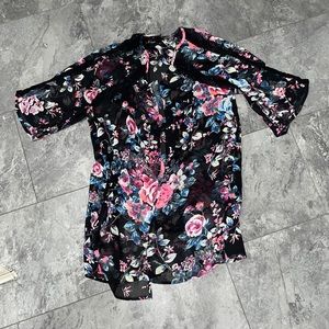 Express lace flower kimono